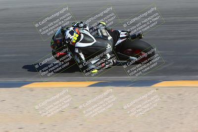 media/Jan-14-2024-SoCal Trackdays (Sun) [[2e55ec21a6]]/Turn 10 Inside (110pm)/